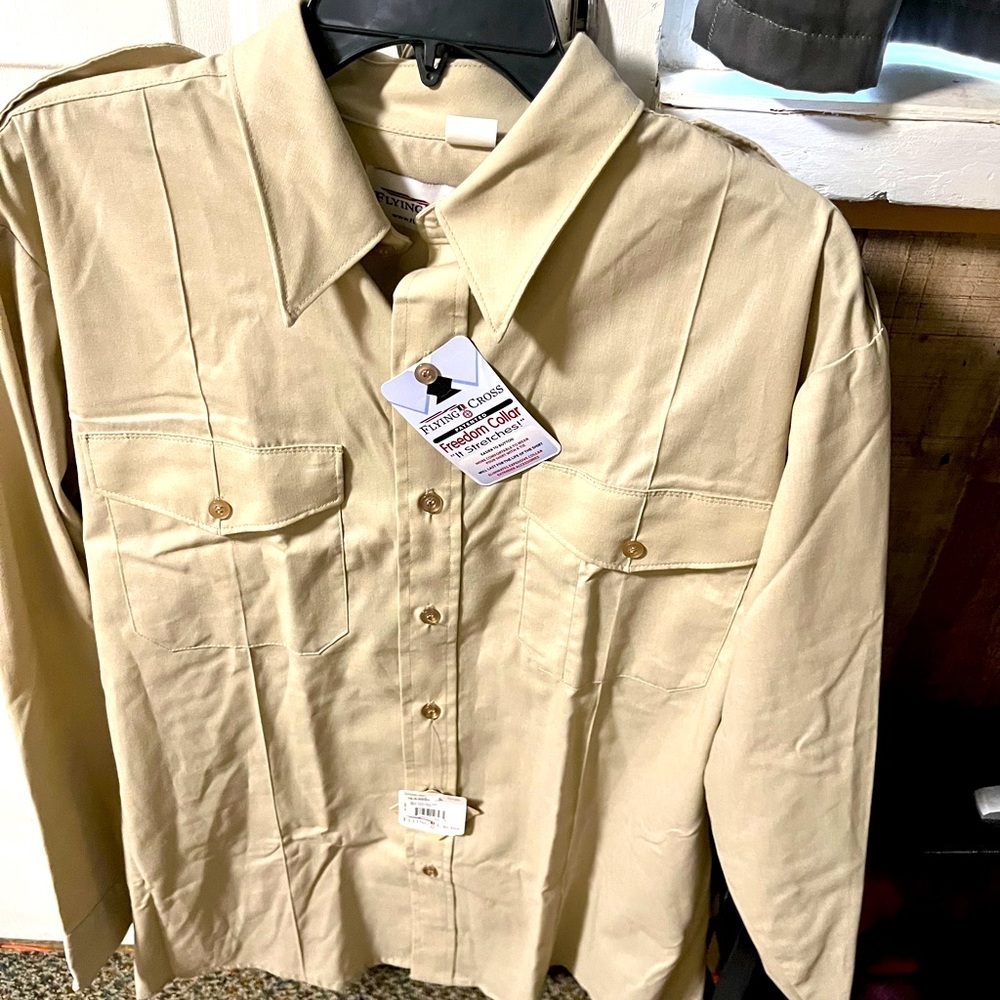 Flying Cross Men’s Uniform Shirt Size 16.5 Neck